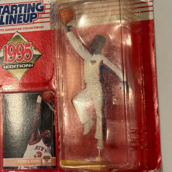 Starting Lineup 1995 Patrick Ewing figure & card FREE shipping! - Picture 2 of 4